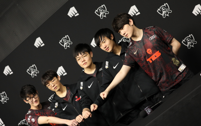 对于一个经 对于一个经