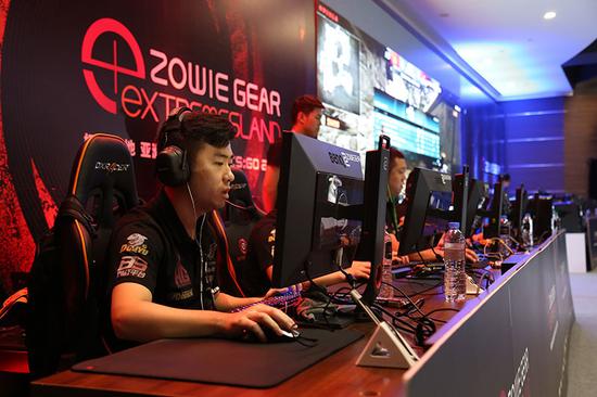 但防线空虚 但防线空虚