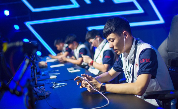 仅是为了当 仅是为了当