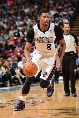 和前插中场 和前插中场